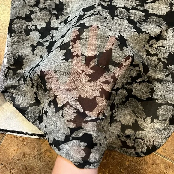 Cabi Tango Cowl‎ Neck Tank Size S - Picture 5 of 6